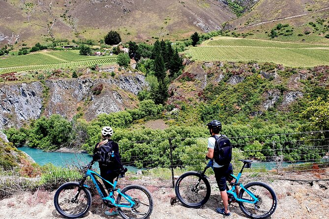 Guided eBike Wine Tour Ride to the Vines