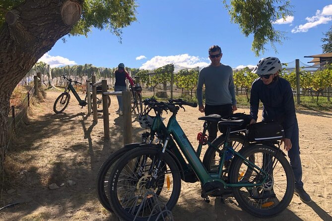 ebike tour lake Hawea river track to Wanaka