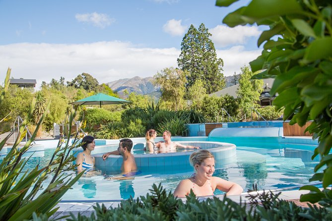 Hanmer Springs Private Day Tour Including Hot Pool & Wine Tasting